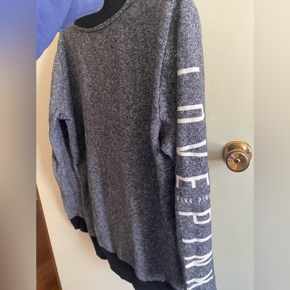 PINK Sweatshirt - Picture 4 of 4